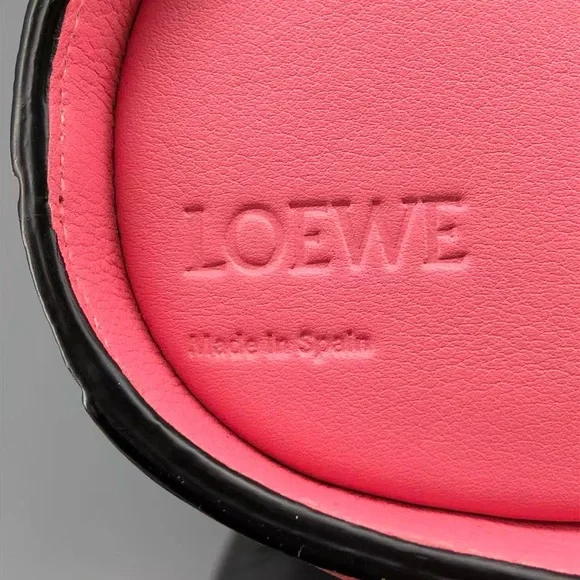Loewe Elephant Mini Crossbody Bag Pink Leather Sculptural Icon - Picture 7 of 9